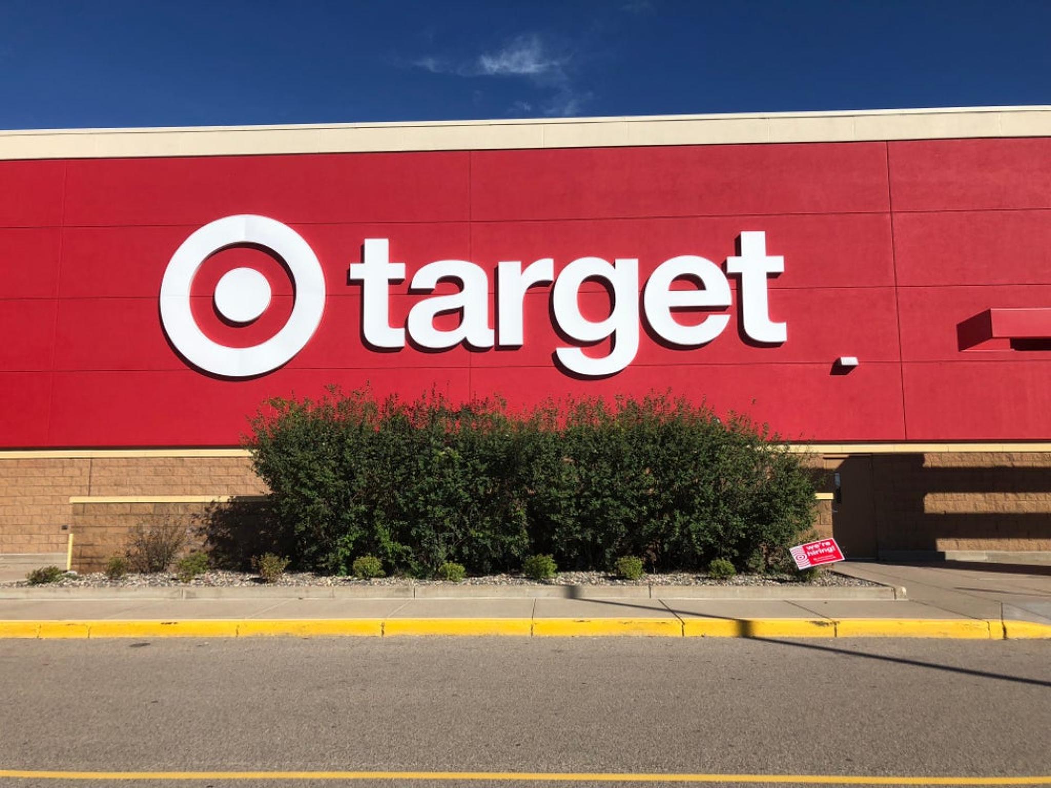 Target’s Apparel Performance Provides Optimism, Analyst Favors Top End Of EPS Outlook