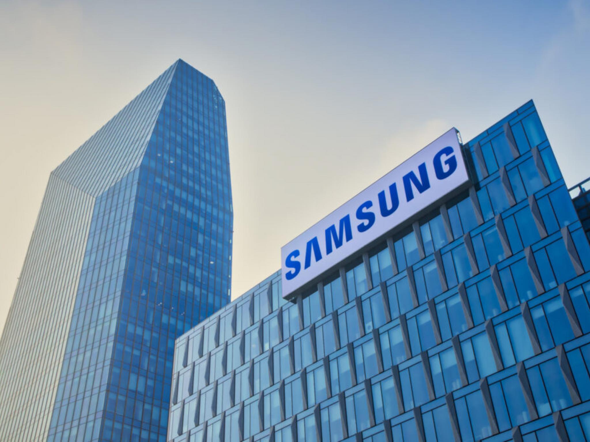 Samsung Workers Get Pay Raise And Stock Benefits